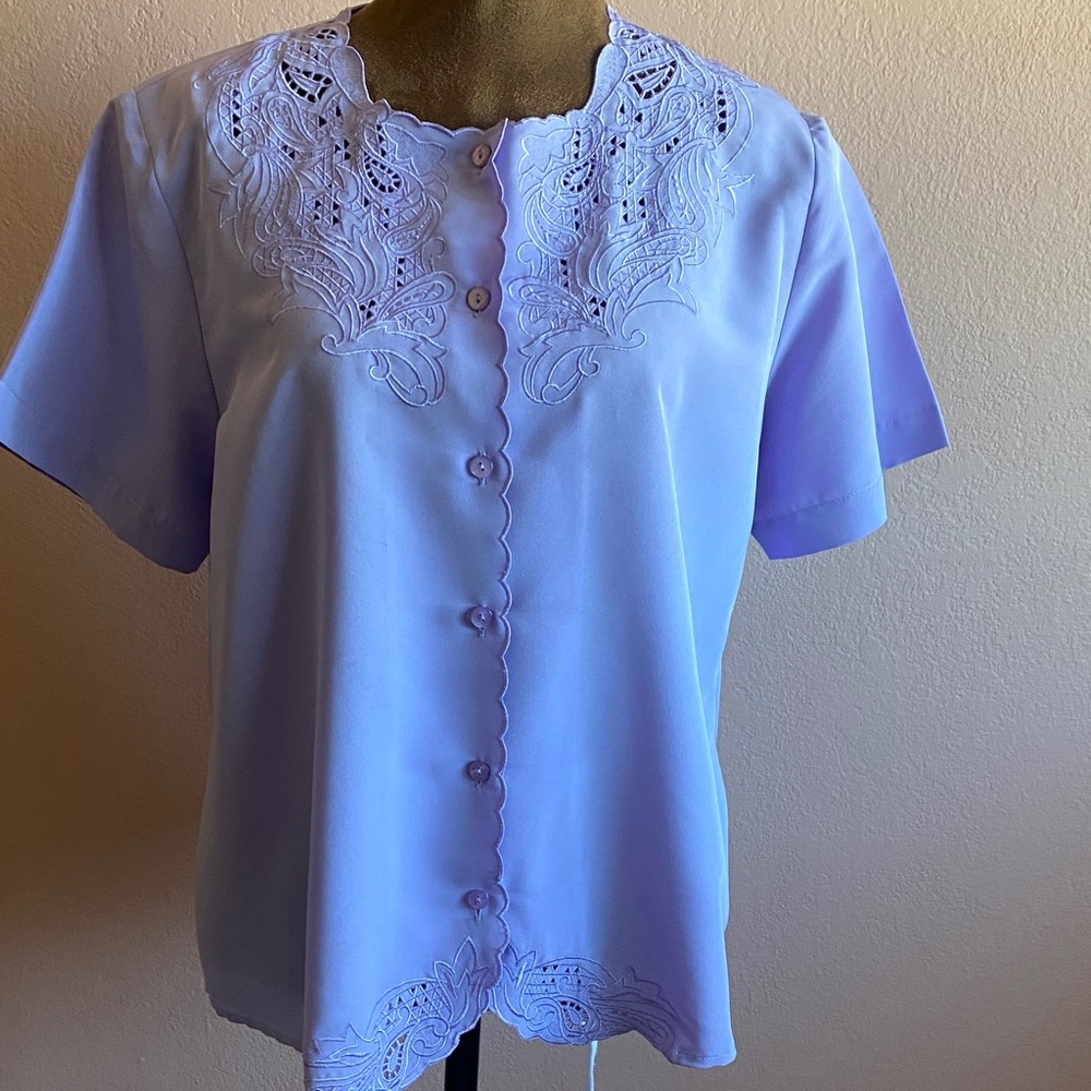 ANTHONY RICHARD  Light Purple Blouse with Embroidered Detail